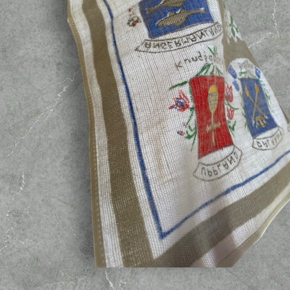 Vintage linen Sicily Italy handkerchief - Picture 3 of 4